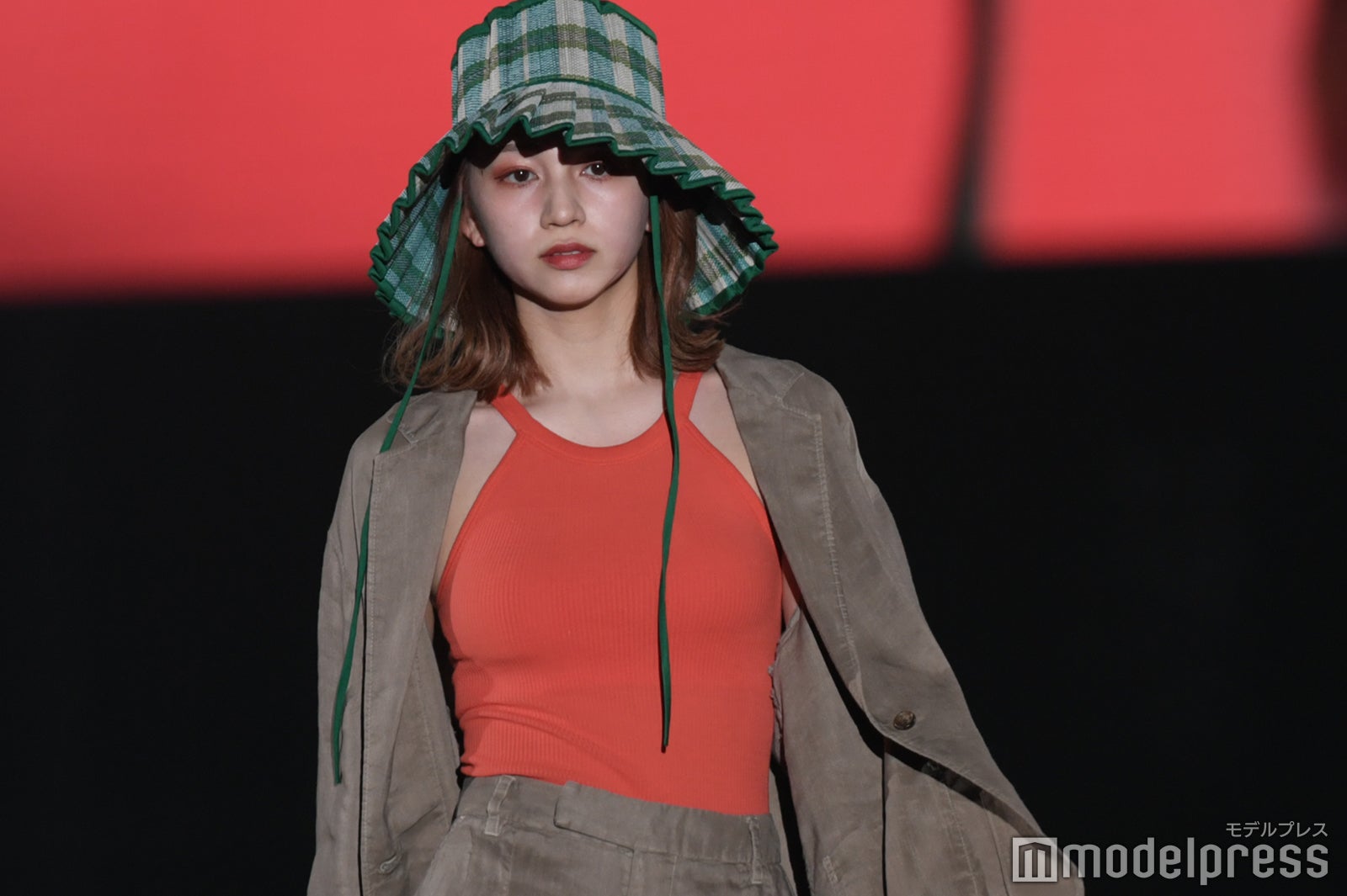 （C）モデルプレス