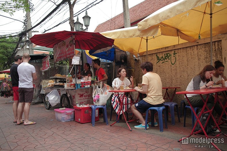 「恋する占女（せんにょ）リータ！」のワンシーン