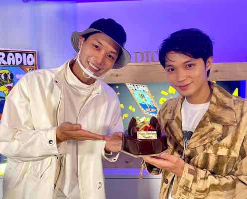 磯村勇斗バースデーに鈴木伸之駆けつける 北村匠海からも…サプライズの連続に「幸せです」<ISO RADIO DX>
