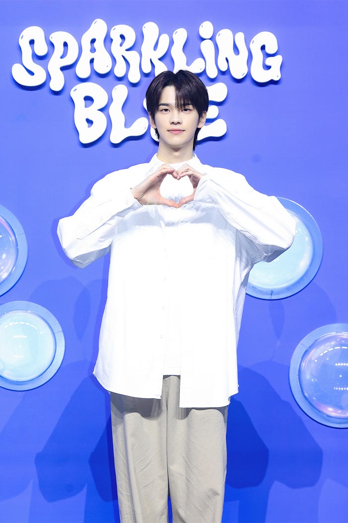 SHINYU/TWS(P)&(C)PLEDIS Entertainment