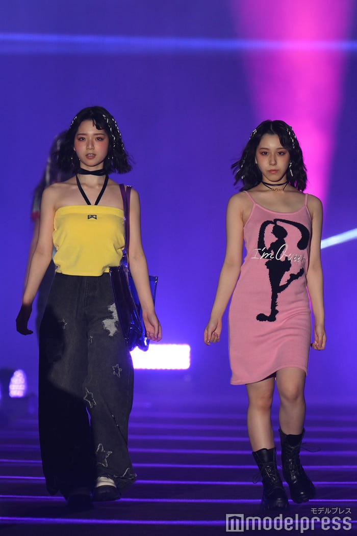 曽川咲葵、⻑⾕川乃彩(C)モデルプレス