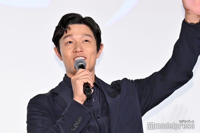 鈴木亮平(C)モデルプレス