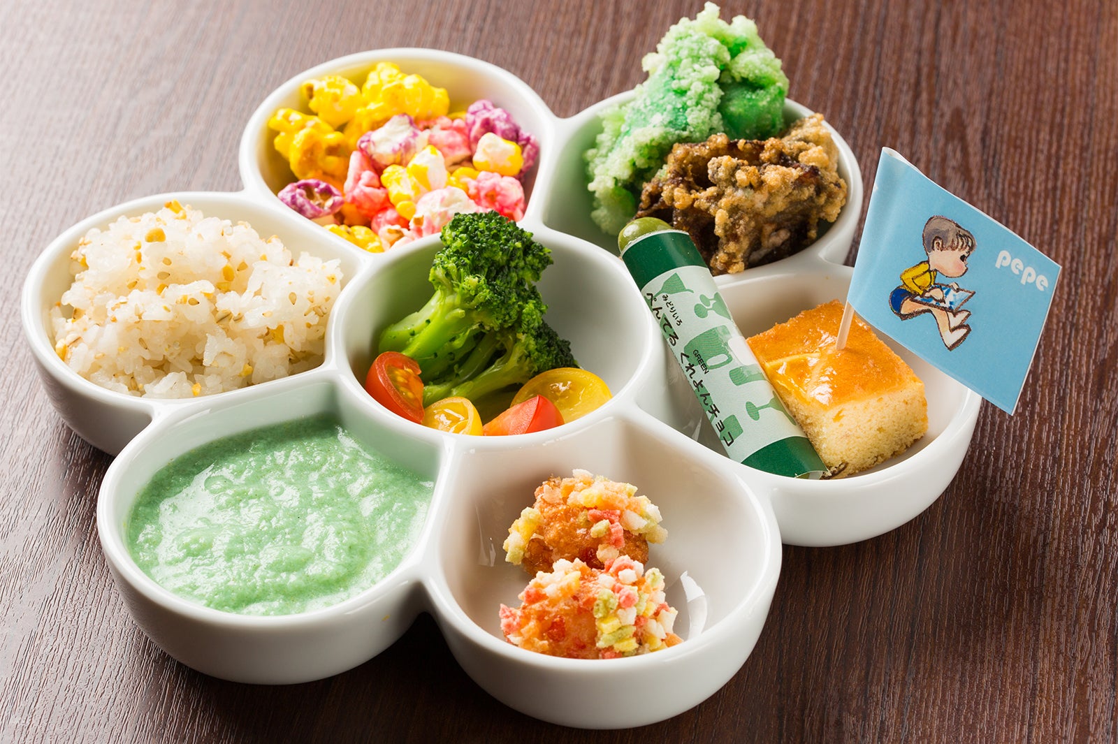 ペペプレート／画像提供：GINZA RAKUGAKI Cafe＆Bar by Pentel