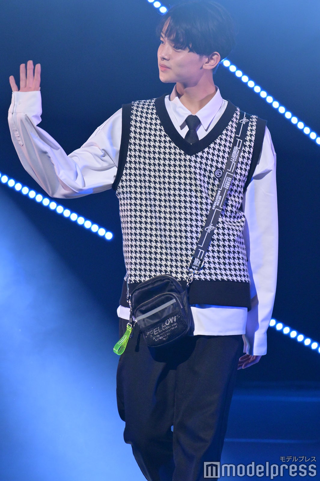 （C）モデルプレス