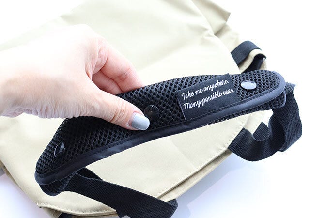 100円ショップ　100均　100円　百円　百円ショップ　便利　優秀　使える　おすすめ　オススメ　レビュー　人気　セリア　seria　ショルダーストラップカバー　メッシュ素材