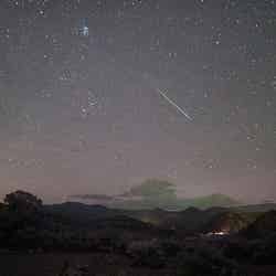 今夜はどこで星空を見る？／Perseid Meteor by ikewinski