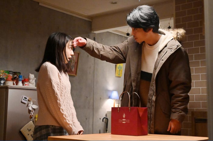 上白石萌音、毎熊克哉/「恋はつづくよどこまでも」第3話より(C)TBS