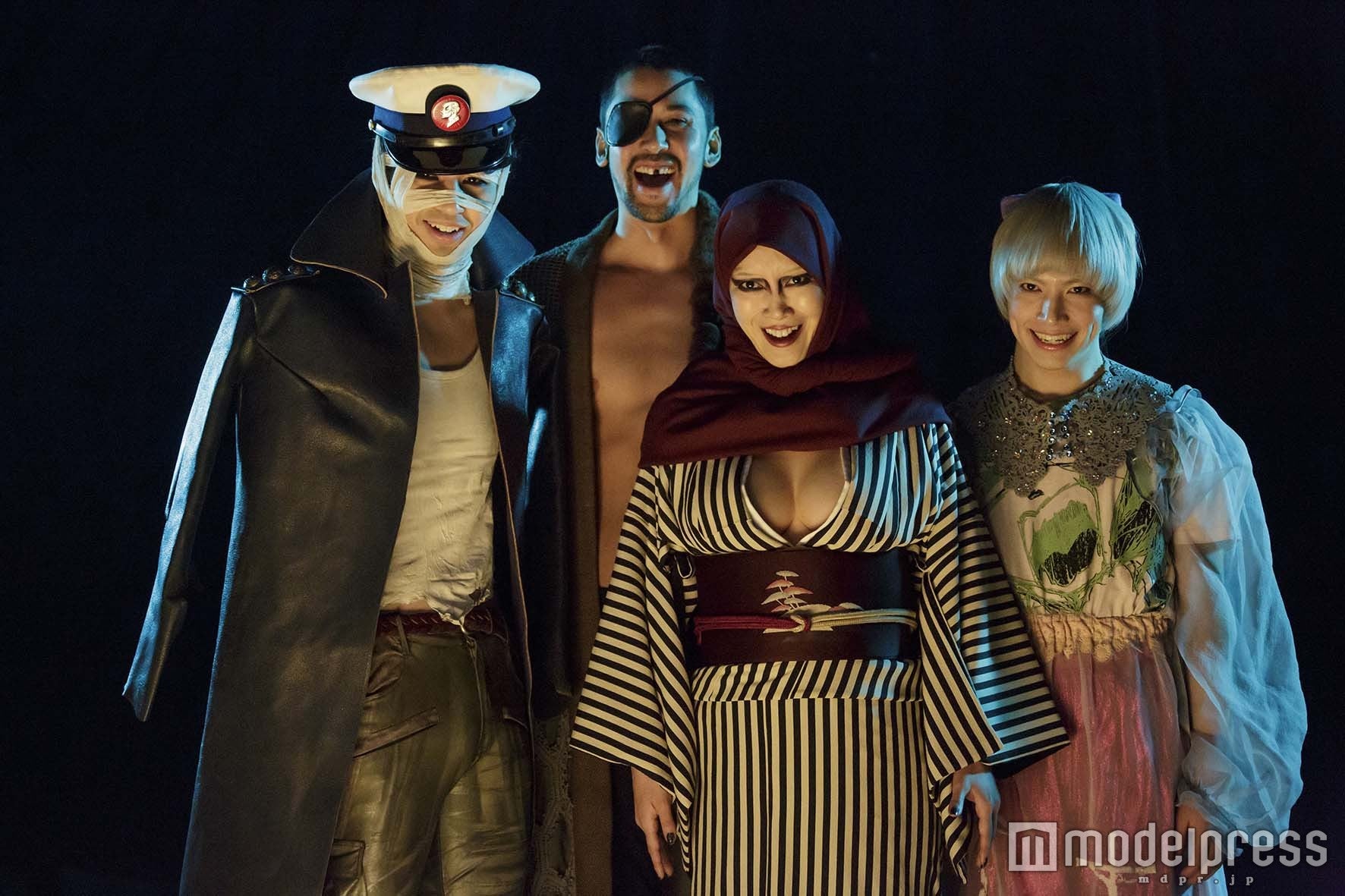 鞭棄、赤座、紅悦、カナブン（C）2016『少女椿』フィルム・パートナーズ