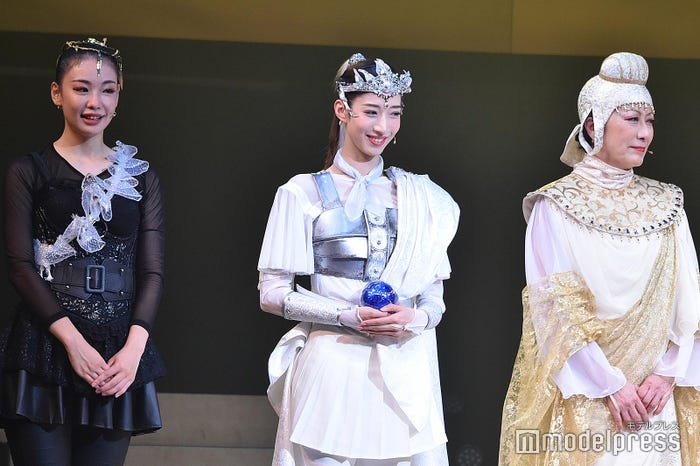 伶美うらら、高汐巴ら/「SEVENー西遊記7つの戦いー」カーテンコールより(C)モデルプレス