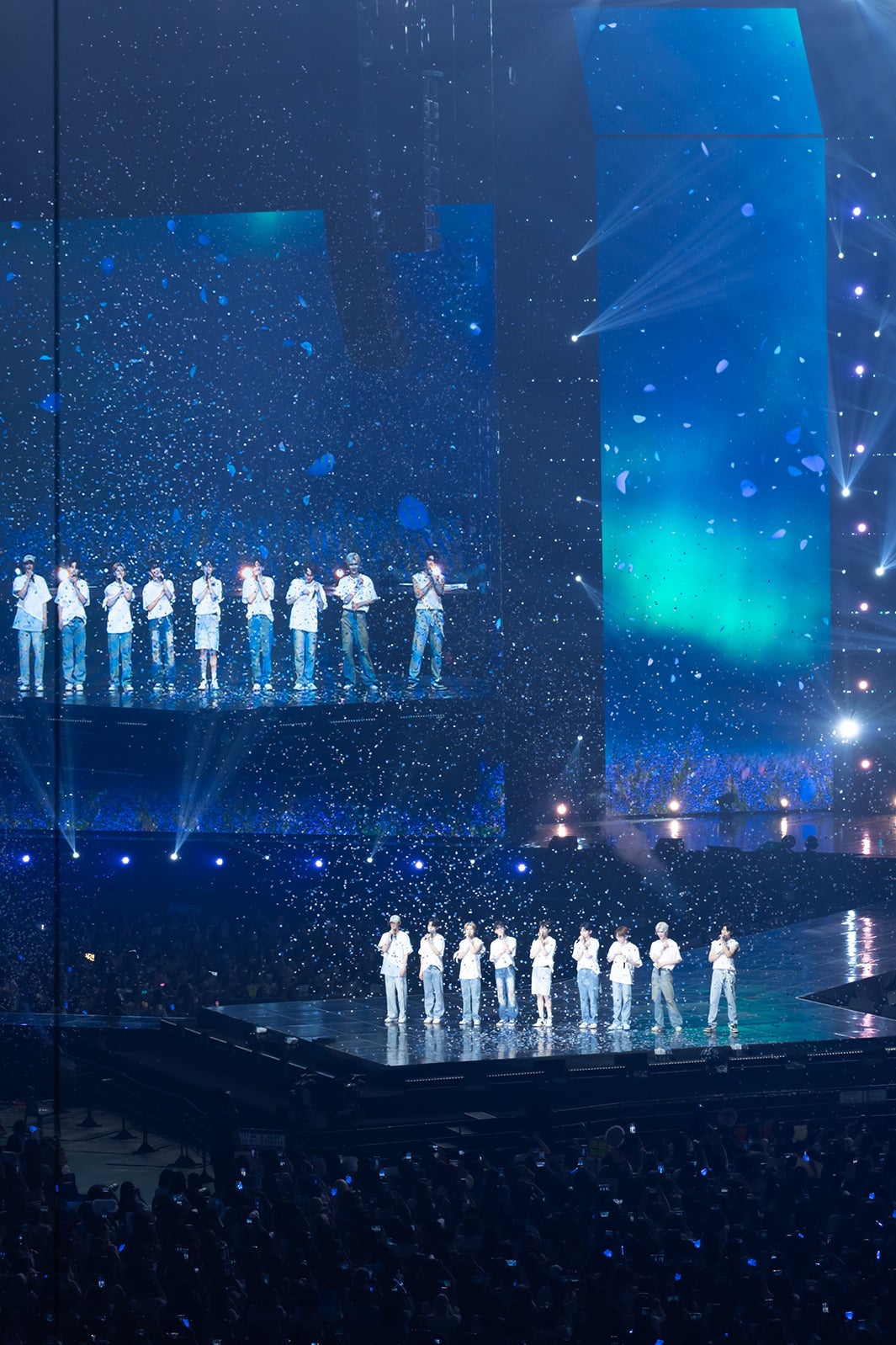 「2023 ZEROBASEONE FAN-CON」（C）WAKEONE