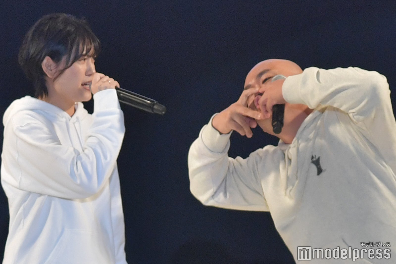 リチ、クロちゃん（C）モデルプレス