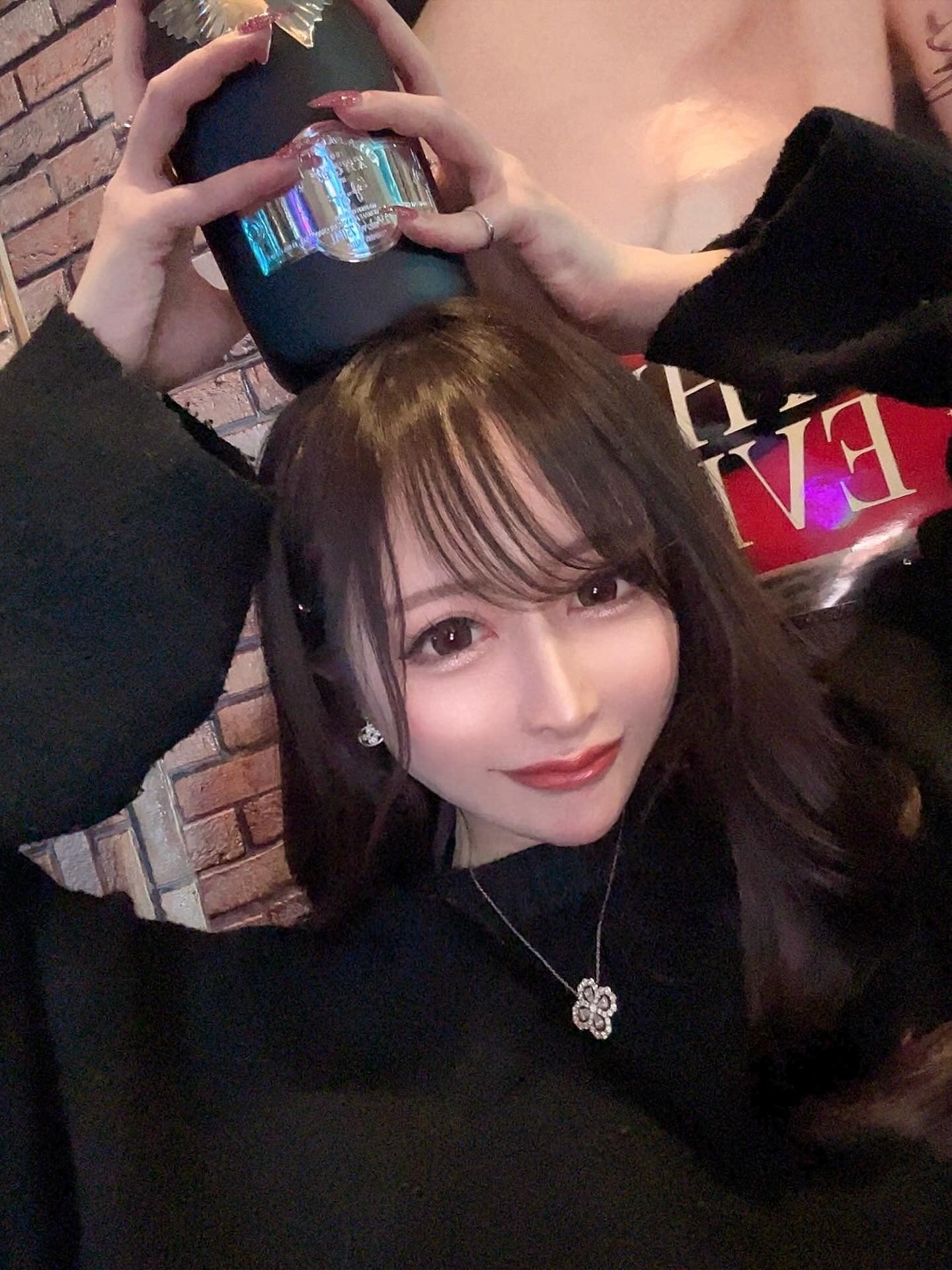 六藤奈々Instagramより