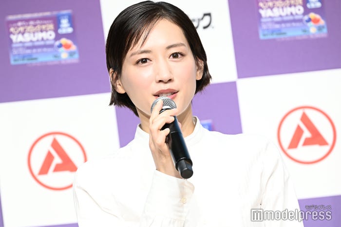 綾瀬はるか(C)モデルプレス