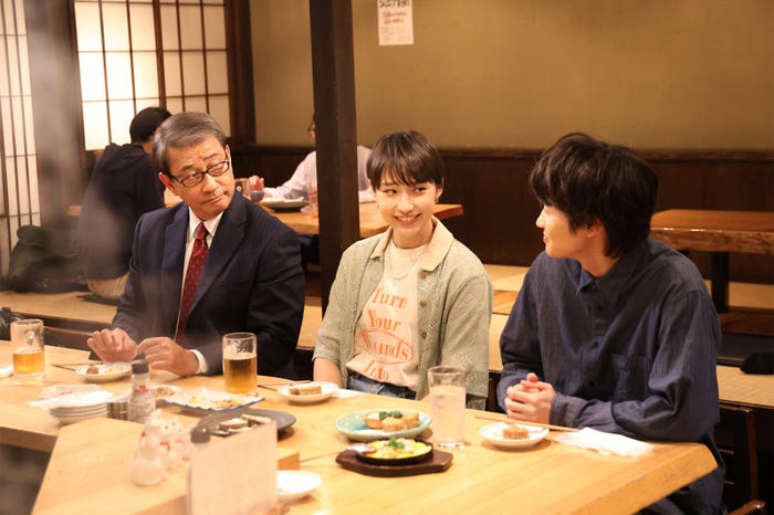 中井貴一、白本彩奈、西垣匠「続・続・最後から二番目の恋」第10話(C)フジテレビ