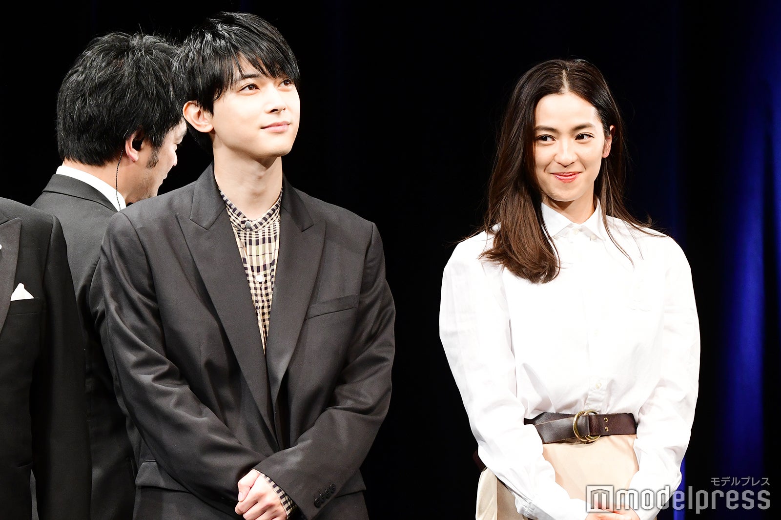 吉沢亮、中村アン（C）モデルプレス