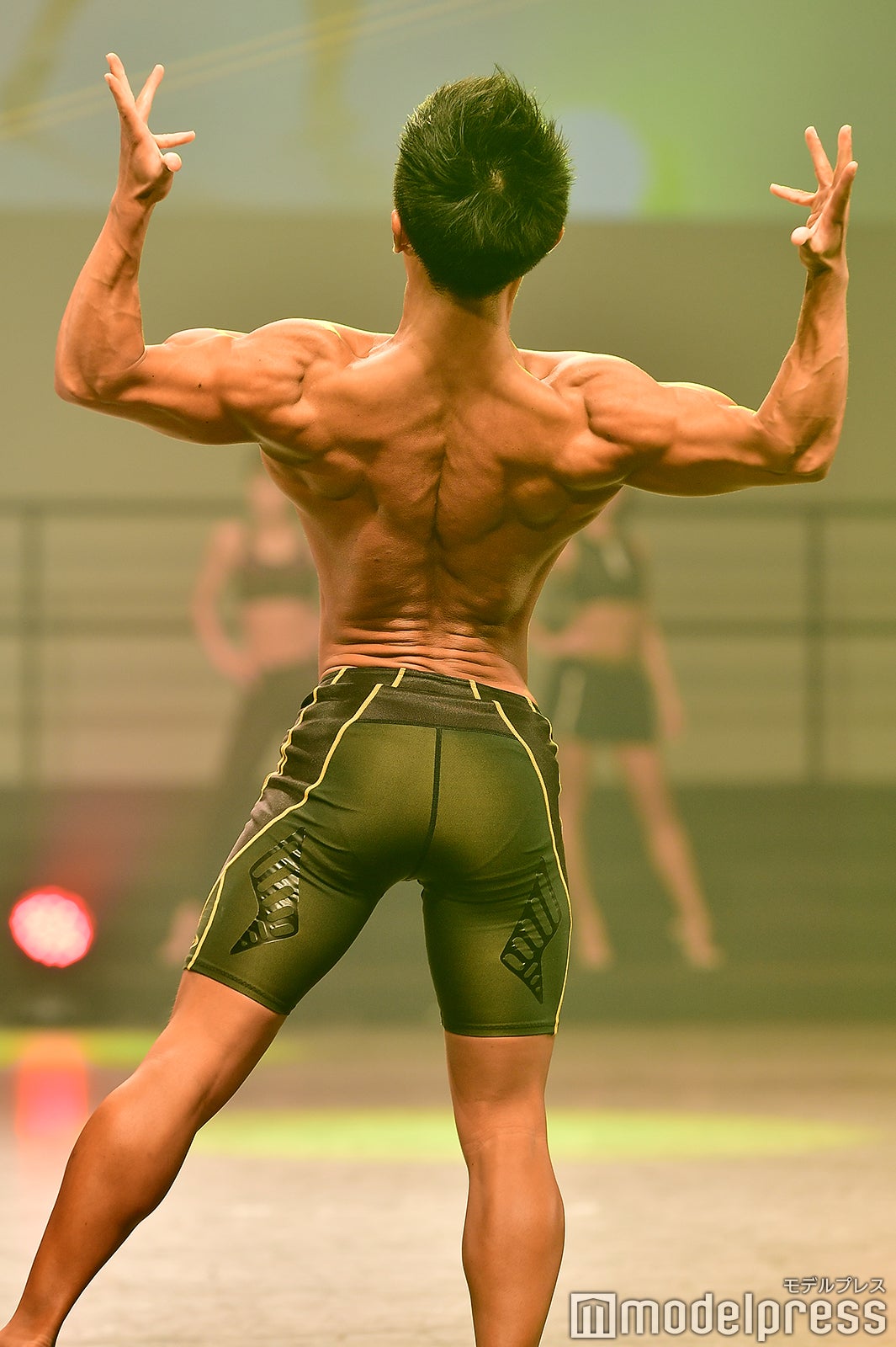 トレーナー陣によるパフォーマンス（C）モデルプレス