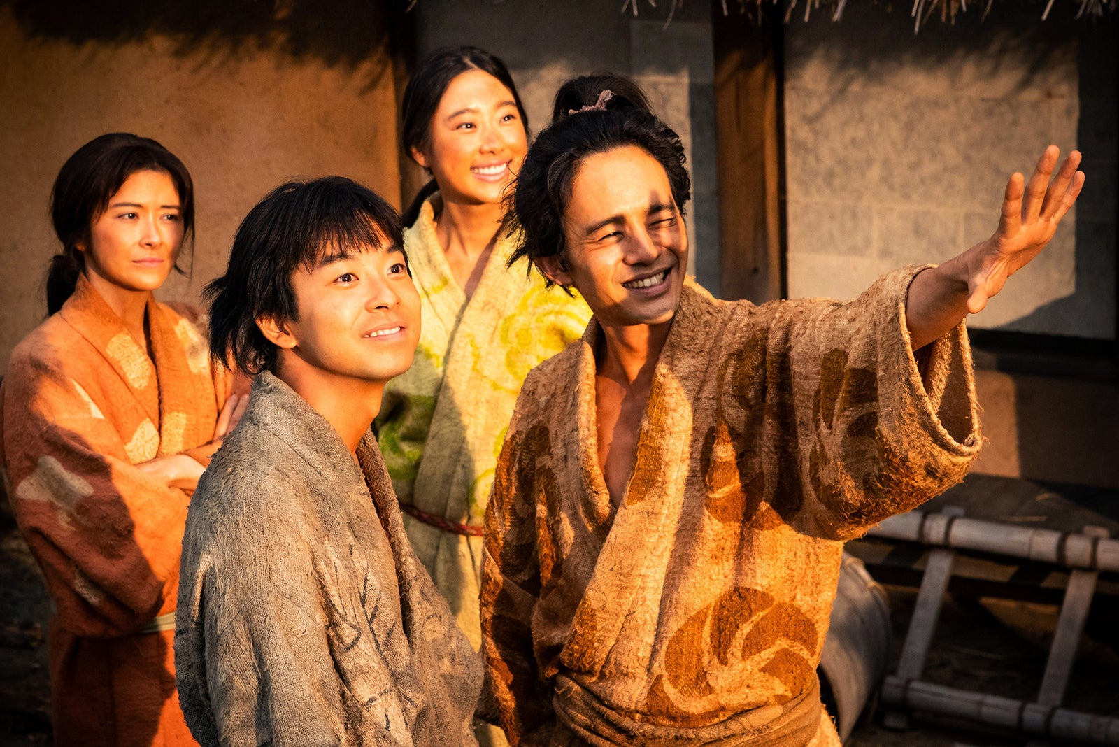 宮澤エマ、仲野太賀、倉沢杏菜、池松壮亮「豊臣兄弟！」第2話（C）NHK