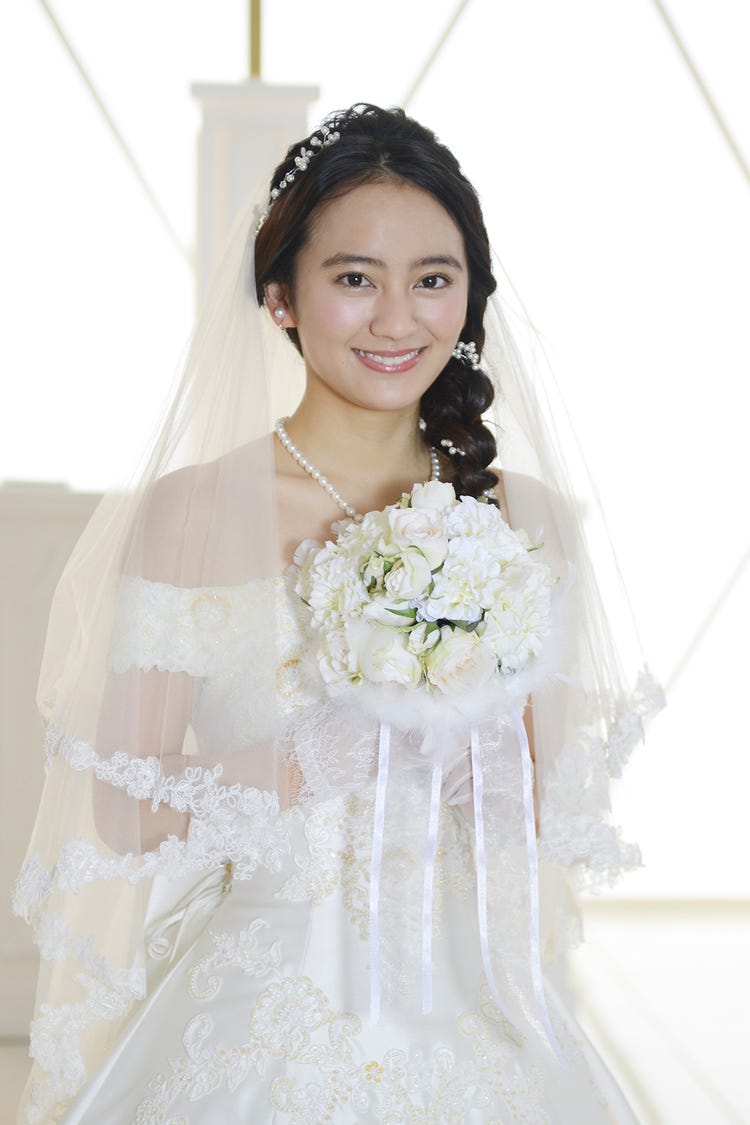 岡田結実 初のウエディングドレス姿を披露 とんでもない衝撃展開もある 私のおじさん Wataoji モデルプレス 岡田結実 初のウエディングドレス姿を披露 とんでもない衝撃展開もある 私のおじさん Wataoji モデルプレス