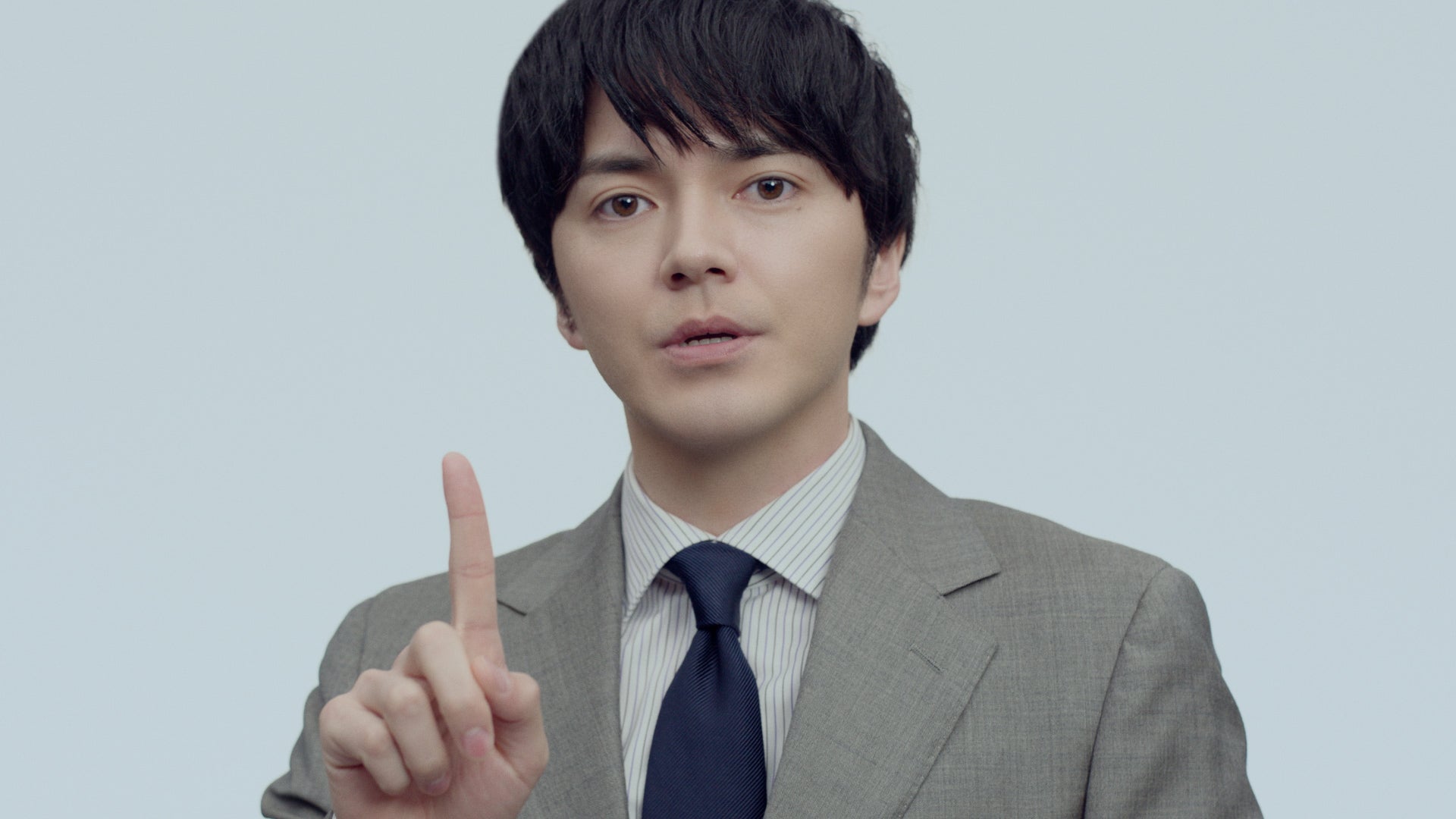 林遣都「2人に1人」篇（提供写真）