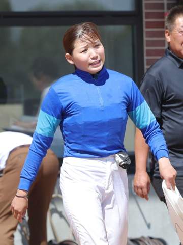 小林美駒騎手が札幌3R以降で乗り代わり