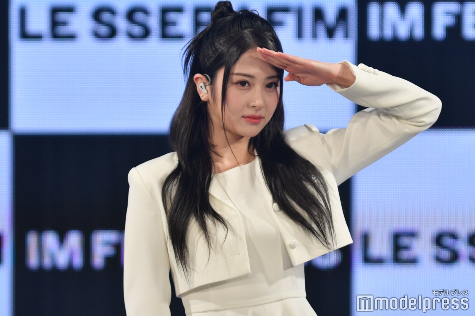 “陽キャラ”YUNJIN （C）モデルプレス