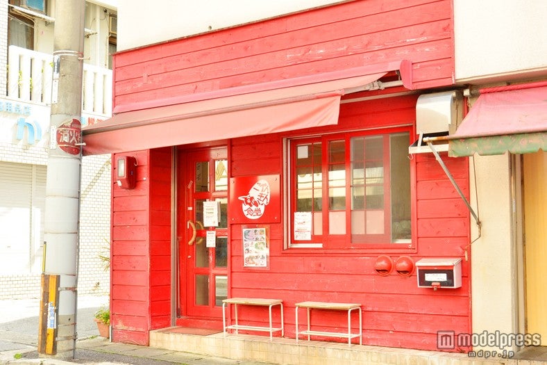 「こぺんぎん食堂」外観