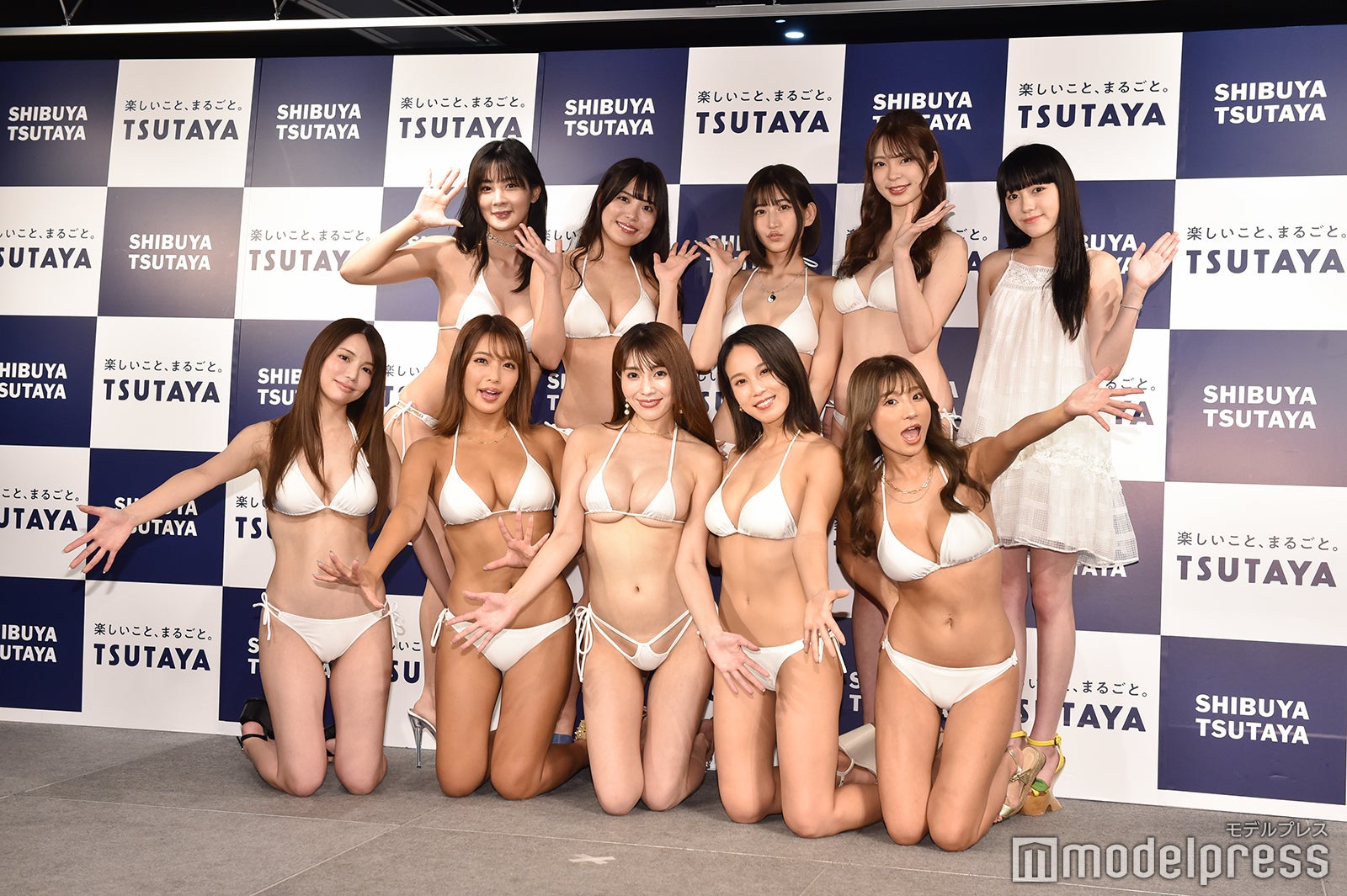 （前列左から）仲村美海、橋本梨菜、森咲智美、犬童美乃梨、葉月あや
（後列左から）池尻愛梨、竹内花、月城まゆ、芹沢まりな、鴨林李帆 （C）モデルプレス