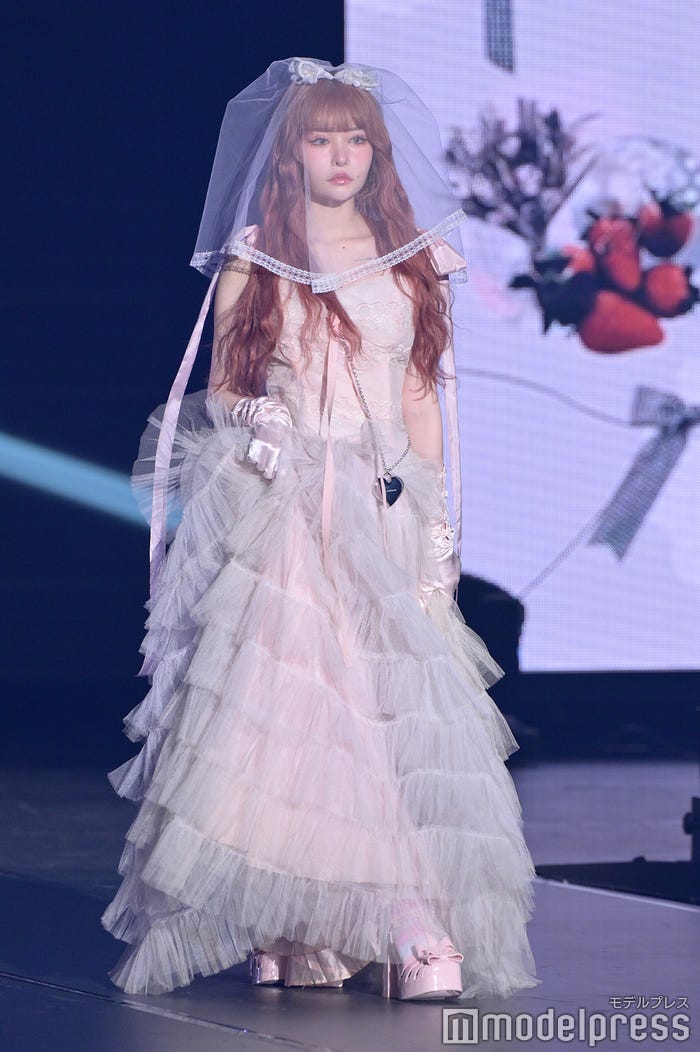 戦慄かなの(C)モデルプレス