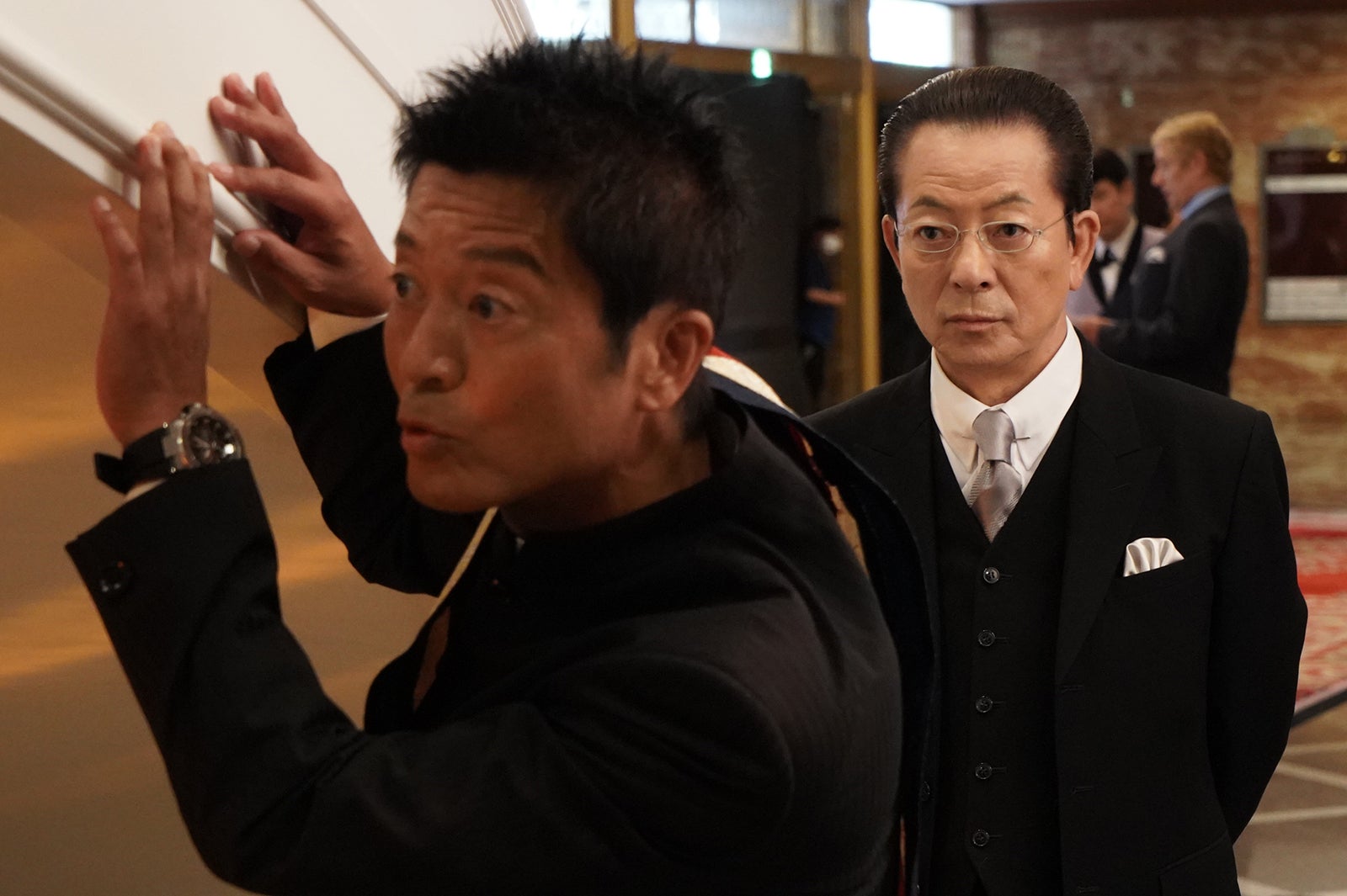 寺脇康文、水谷豊／「相棒season21」第1話より（C）テレビ朝日