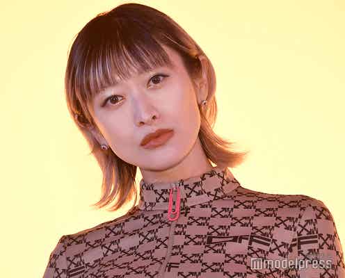 山田優、美くびれ&ボディライン際立つセットアップ姿<Veuve Clicquot Solaire Culture>