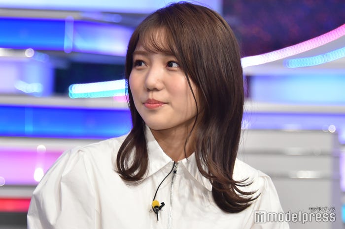 鈴木新彩アナウンサー(C)モデルプレス