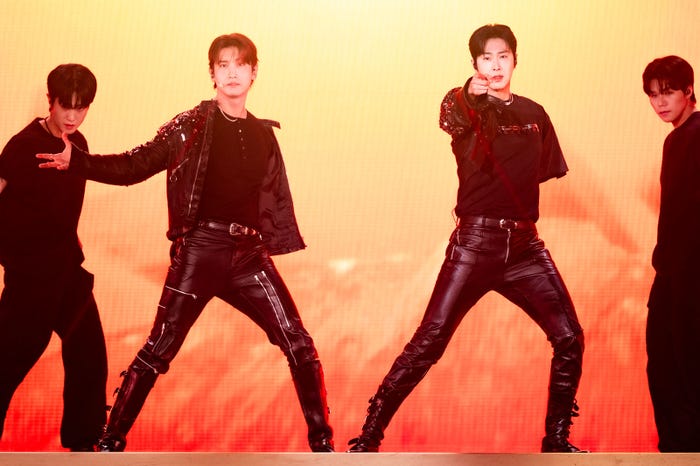 東方神起「SMTOWN LIVE 2025 in TOKYO」より(C)田中聖太郎写真事務所