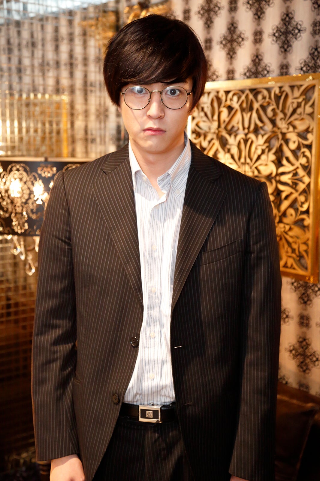 稲葉友（C）「キャバすか学園」製作委員会