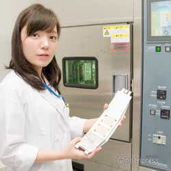 モデルプレス - 製薬会社の美白コスメで-5歳?美白オタクの編集者が研究所に潜入