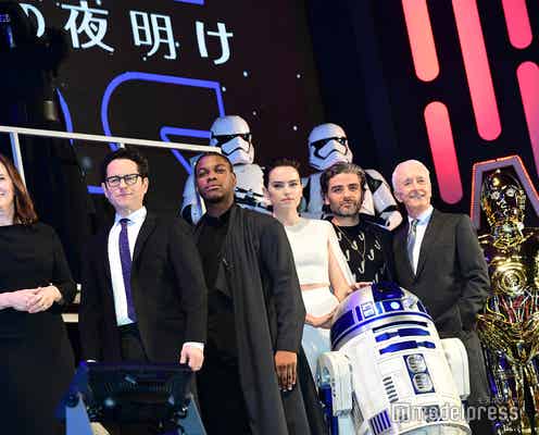 「スター・ウォーズ」完結編キャストが来日 雨の中ファン集結<スター・ウォーズ/スカイウォーカーの夜明け>