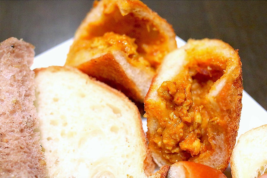 ドゥ マゴ東急のれん店 カレーパン