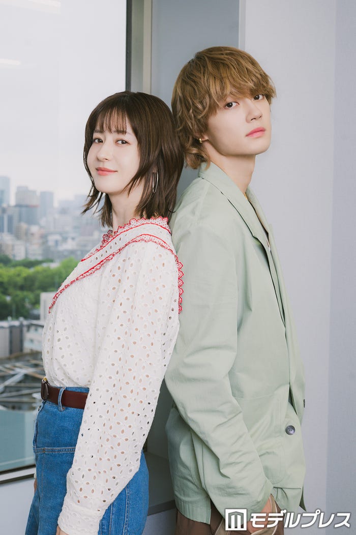 松本若菜、佐野勇斗(C)モデルプレス