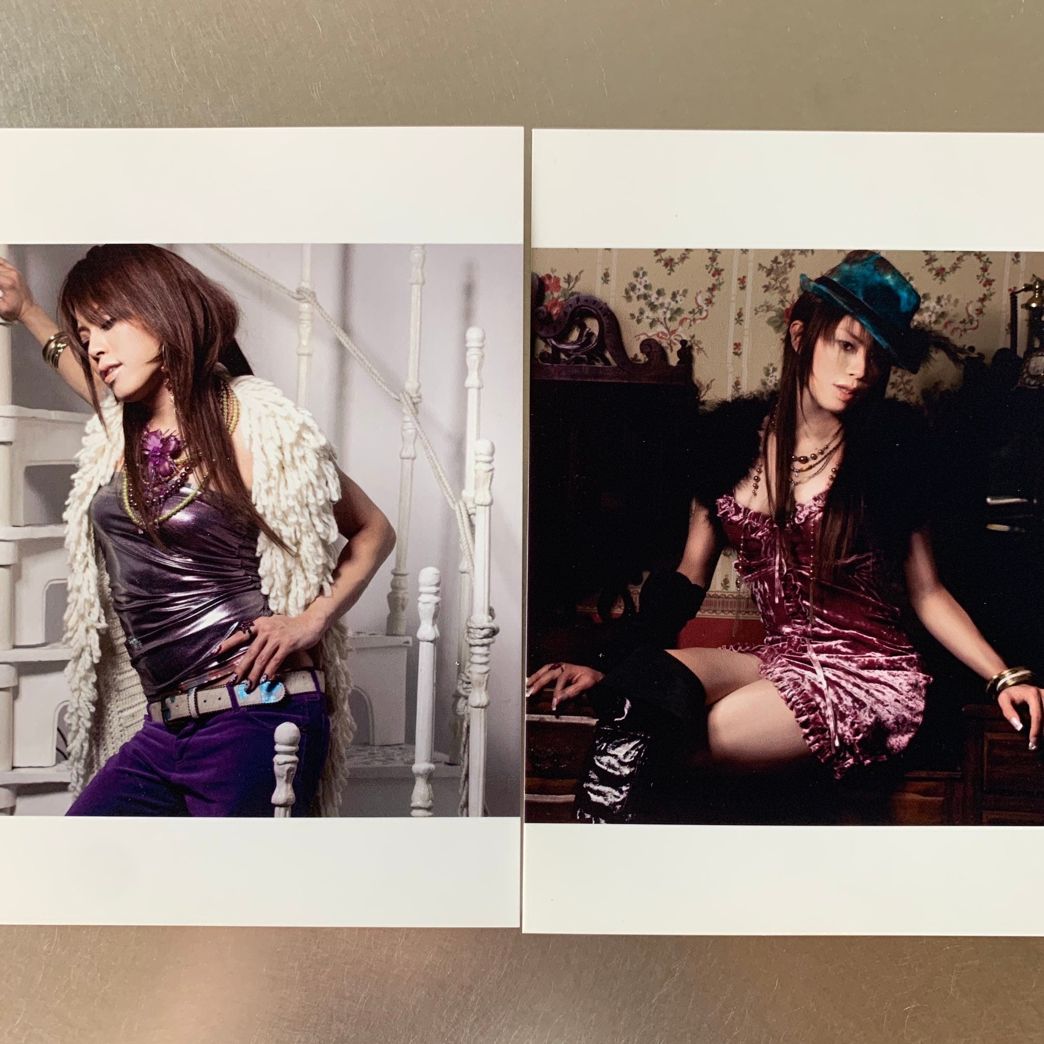 西川貴教、TMRデビュー24周年にミニスカ“雄っぱい”ショット公開「サービス精神がすごい」とファン絶賛