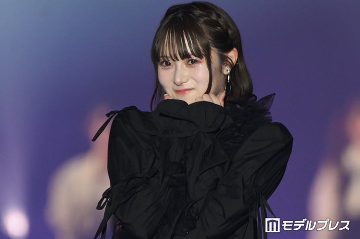 高嶺のなでしこ・橋本桃呼、色白美脚堂々披露 耳掛け×“あざと可愛い”仕草で観客ノックアウト【TGC熊本2024】