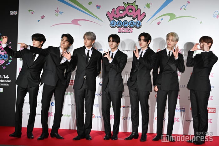 ENHYPEN(左から)JAKE、JAY、HEESEUNG、JUNGWON、SUNGHOON、NI-KI、SUNOO(C)モデルプレス