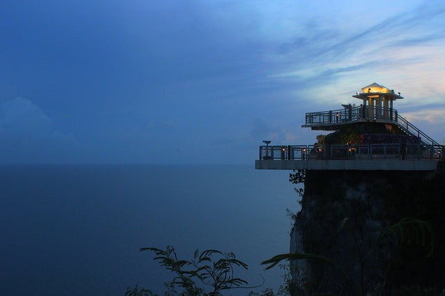 グアム「恋人岬」／Photo　by Hungarian Snow