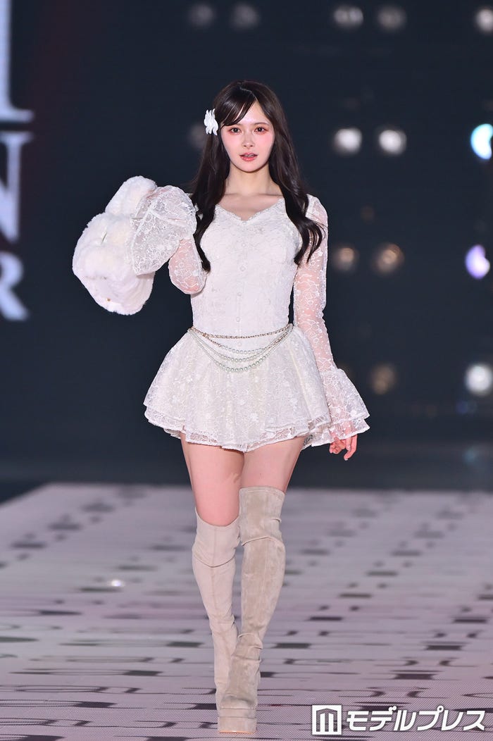 伊藤百花(C)モデルプレス