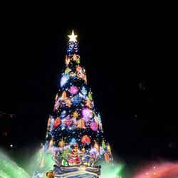 東京ディズニーシー「カラー・オブ・クリスマス」（C）Disney