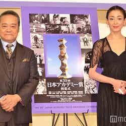 「第39回日本アカデミー賞」授賞式で司会を務める西田敏行、宮沢りえ（C）モデルプレス