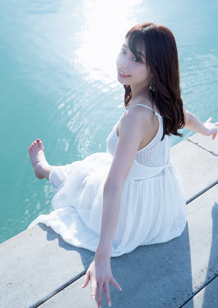 宇垣美里 透明感たっぷり美肌に釘付け モデルプレス
