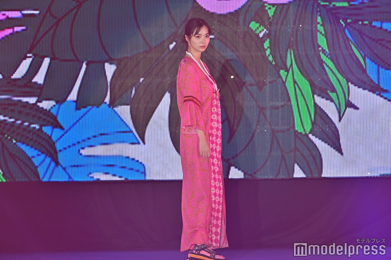 新川優愛（C）モデルプレス