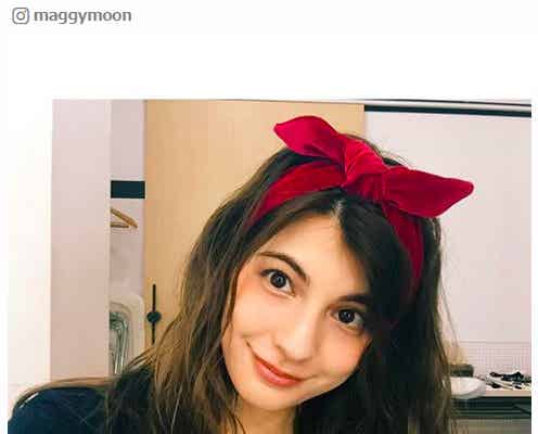 マギー「魔女の宅急便」キキ風ショットに絶賛の声「ホウキに乗って飛んできて」