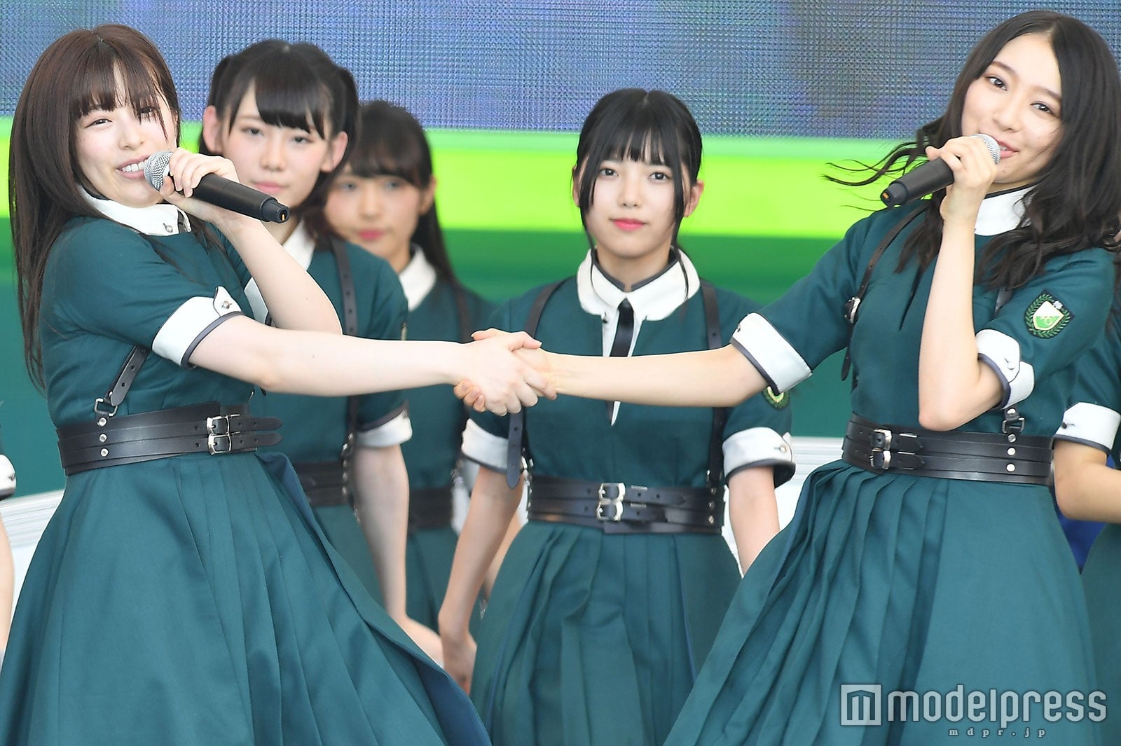 齋藤冬優花、小池美波、渡辺梨加、上村莉菜、佐藤詩織（C）モデルプレス