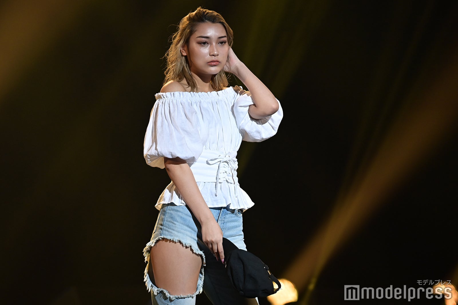 （C）モデルプレス