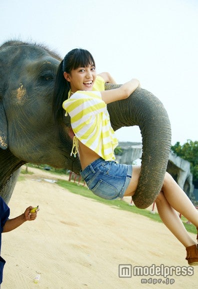 川口春奈／2nd写真集「haruna 2」（3月24日発売、ワニブックス）より